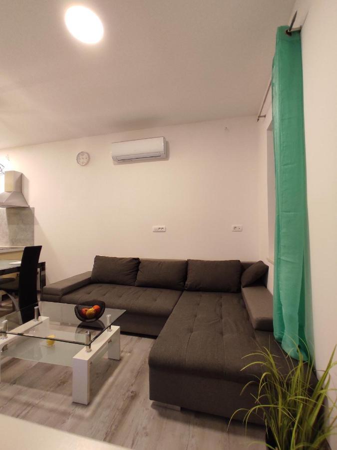 Apartment Ravnice Omiš Dış mekan fotoğraf