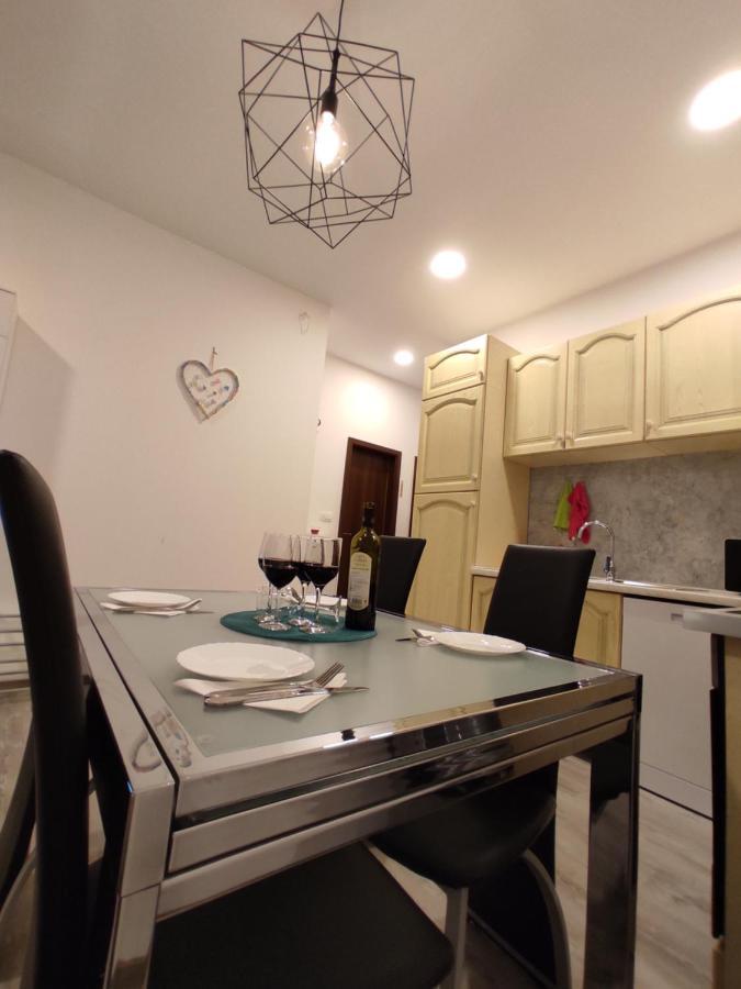 Apartment Ravnice Omiš Dış mekan fotoğraf