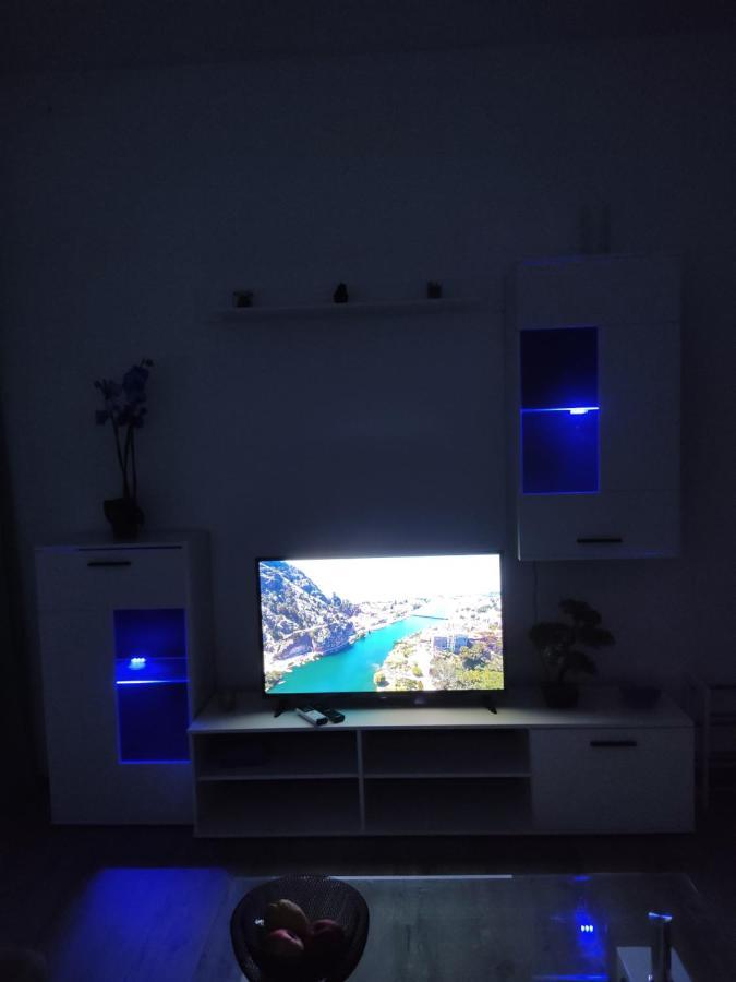 Apartment Ravnice Omiš Dış mekan fotoğraf