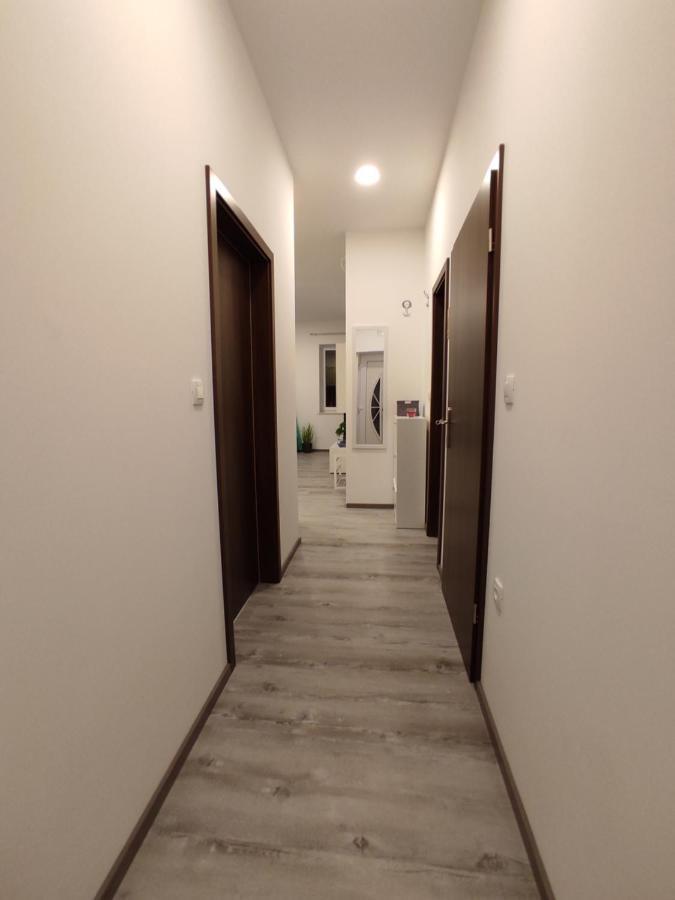 Apartment Ravnice Omiš Dış mekan fotoğraf