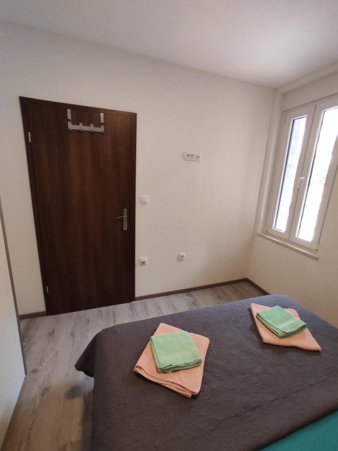 Apartment Ravnice Omiš Dış mekan fotoğraf