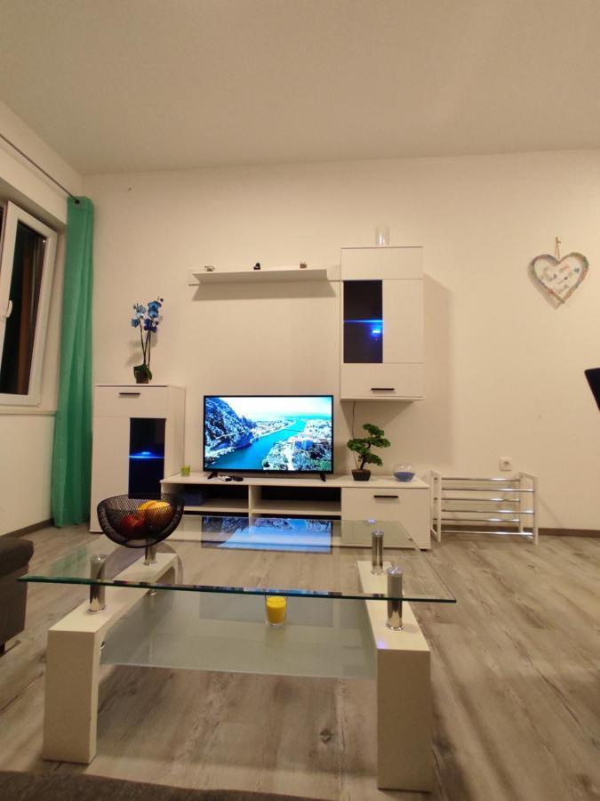 Apartment Ravnice Omiš Dış mekan fotoğraf